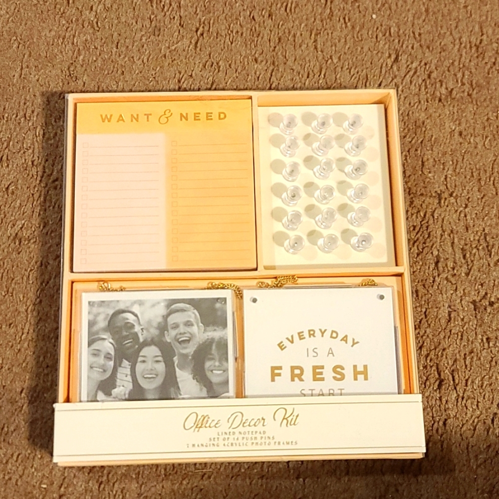 Office decor set/kit